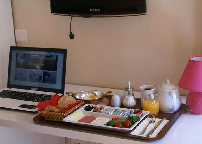 Hotel Alfonso Taksim *