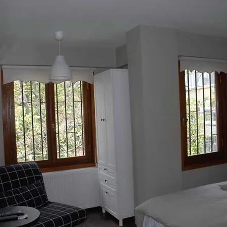 Alfonso Taksim * Istanbulská provincie