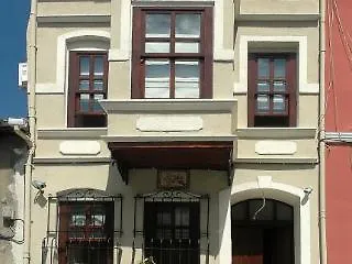 Alfonso Taksim *